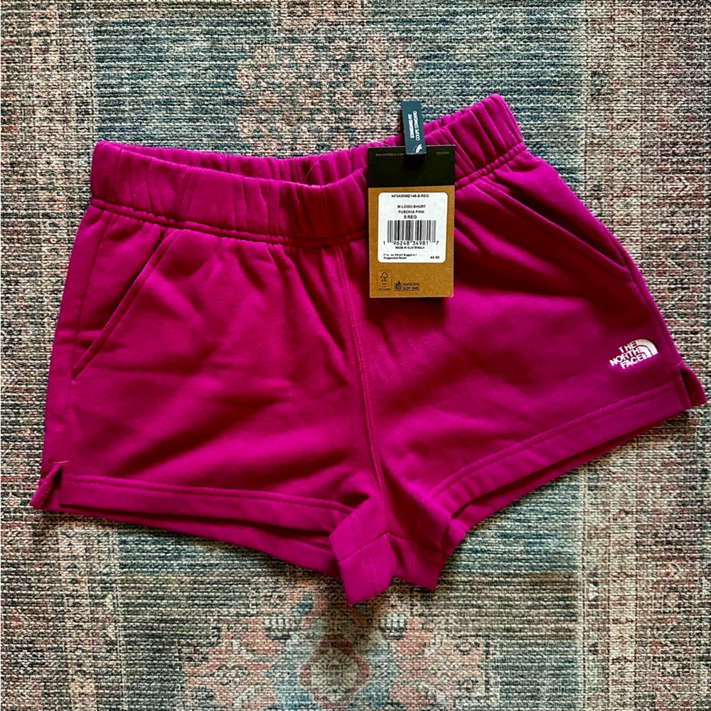 NWT: The North Face Women's Half Dome Logo Shorts | S - Picture 5 of 7
